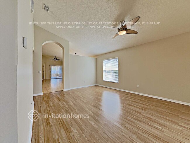 Foto del edificio - 4419 Northern Dancer Way