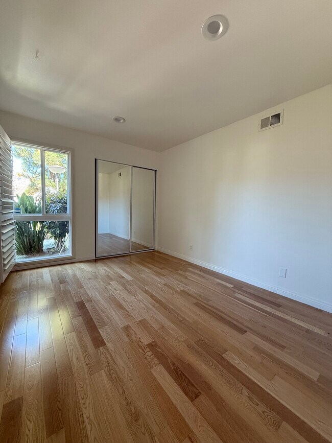 Foto del edificio - 1758 Palisades Dr