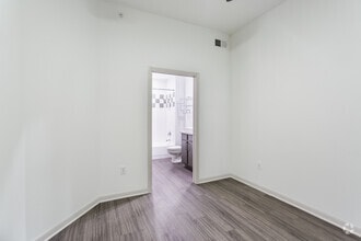 2BR, 2BA - 1044SF - Muse at SoCo