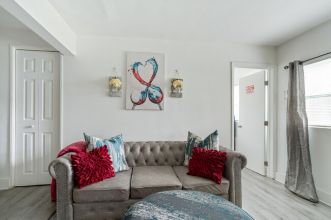 Foto del edificio - 3120 SW 12th Pl