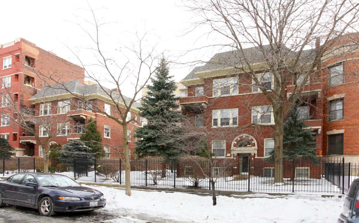 Foto del edificio - 4349-4361 N Kenmore Ave