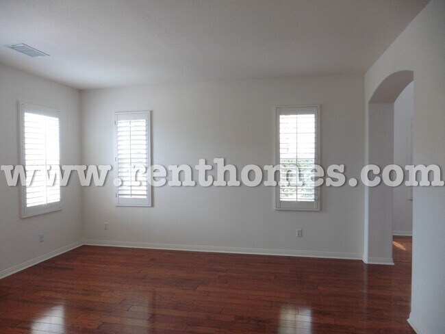 Foto del edificio - 11217 Golden Birch Way