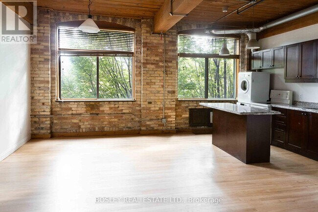 Photo du bâtiment - 24 Noble St