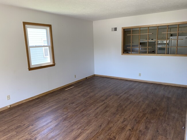 Living Room - 3114 S 44th St