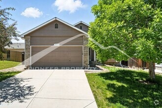 Building Photo - 6057 S Quatar Way