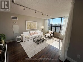 Building Photo - 100 Quebec Ave