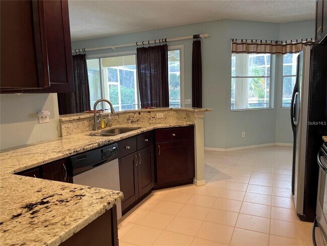 Foto del edificio - 4918 Willow Ridge Terrace