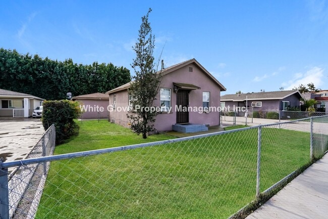 Building Photo - Remodeled 2-Bedroom Home in Cypress with New Upgrades & Garage Parking