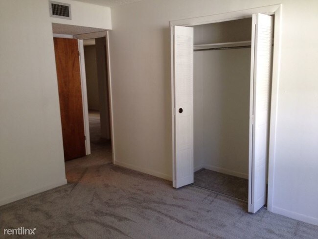 Foto del edificio - 2 br, 2 bath Apartment - 740 E Pearl