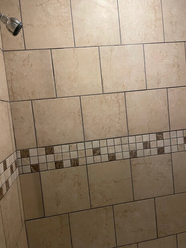 Foto del edificio - 6027 W Giddings St