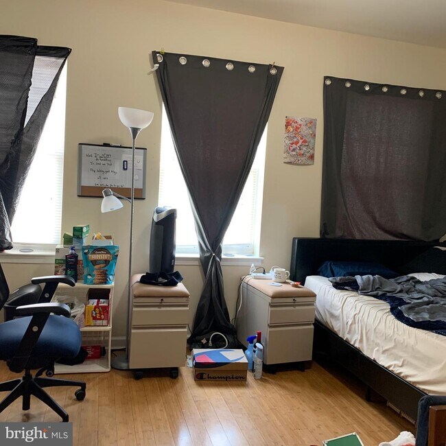 Foto del edificio - 2038 N 18th St