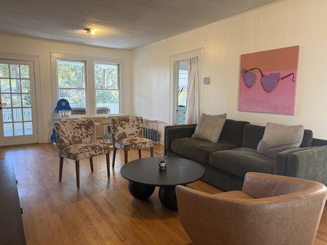 Building Photo - 4605 Skidaway Rd