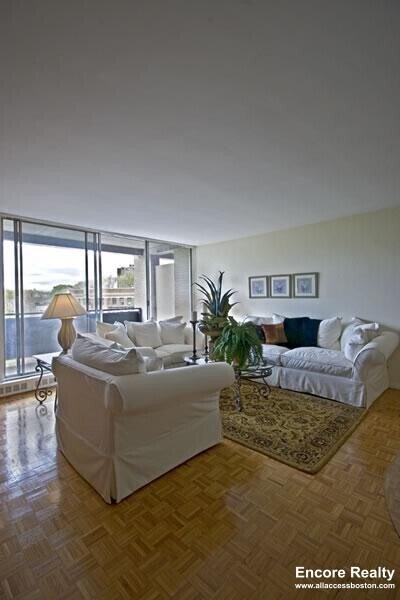 Foto del edificio - 125 Chiswick Rd