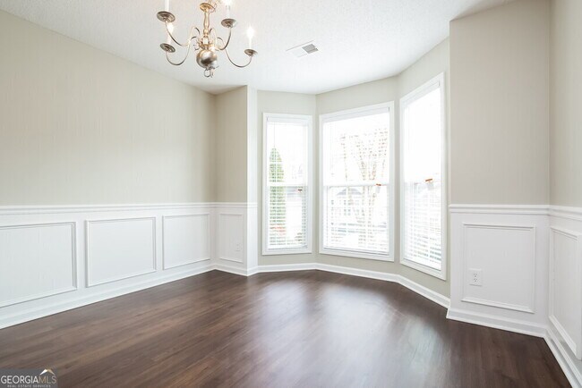 Building Photo - 391 Greystone Pkwy
