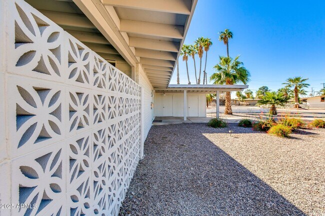 Foto del edificio - 421 N Evergreen St