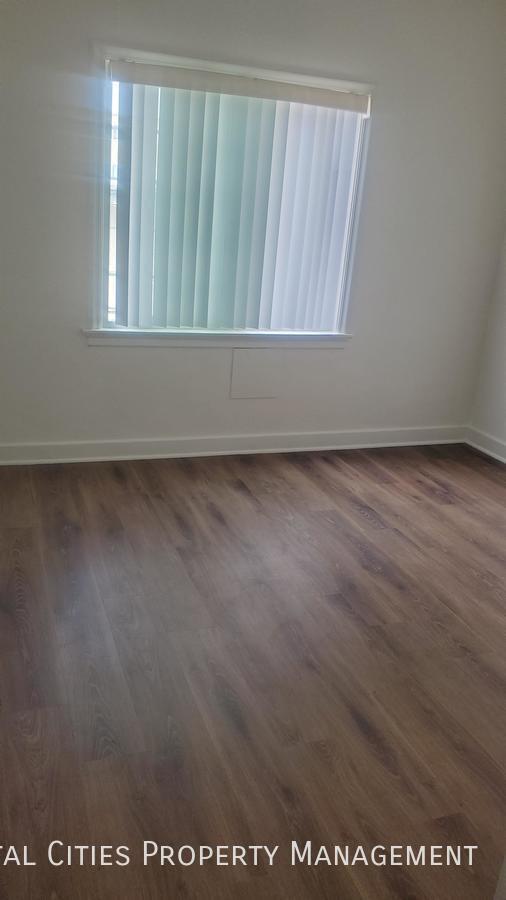 Foto del edificio - 5920 E Naples Plaza