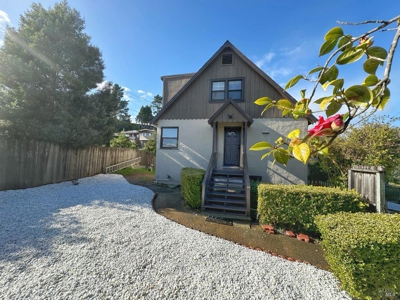 Foto principal - 250 Edgewood Ave