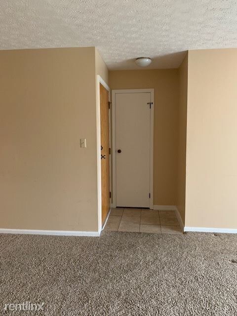 Foto del edificio - 2 br, 1.5 bath Condo - 5357 Portland St
