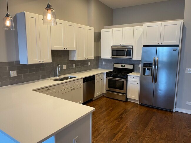 Foto del edificio - 7058 N Clark St