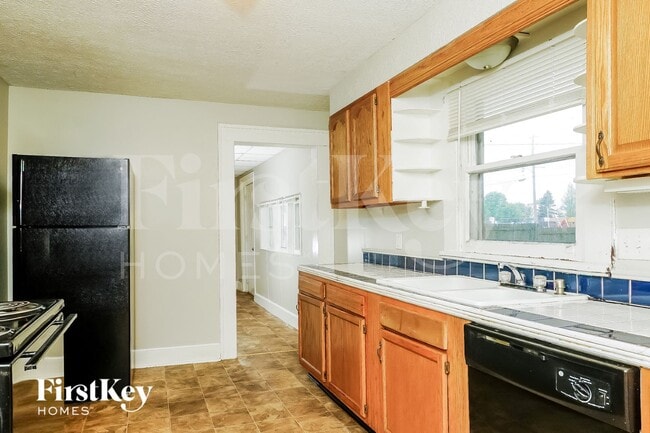 Building Photo - 109 Franklin St