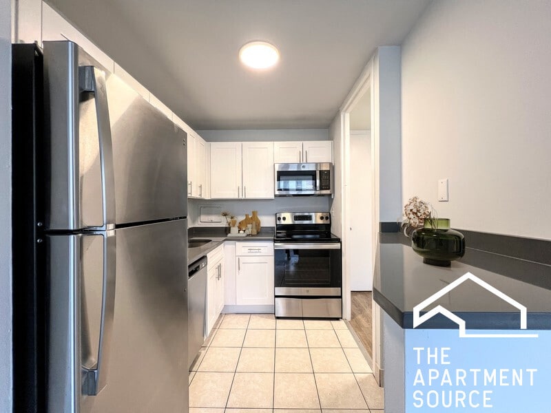 Foto principal - 1344 N Dearborn St