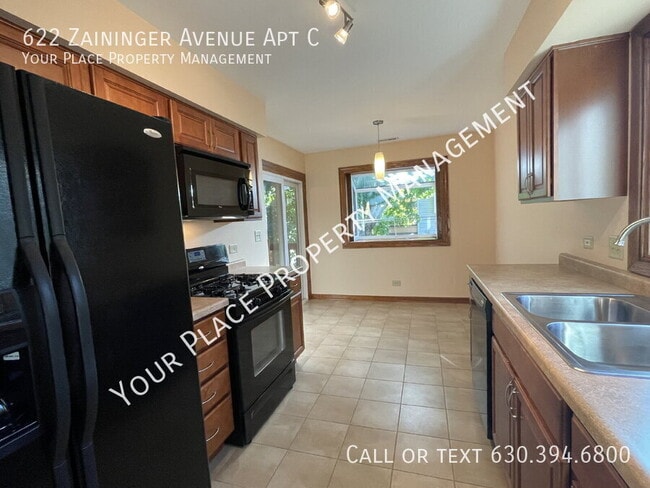 Foto del edificio - 622 Zaininger Ave