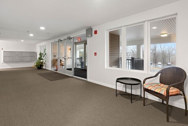 Building Photo - 36 Dunham Rd