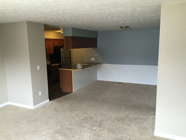 Building Photo - 2 br, 1 bath Townhome - 731 Peachtree Pl 731