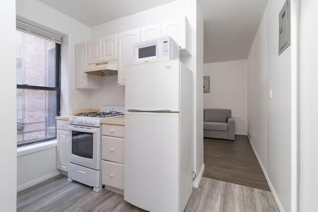 Foto del edificio - 1823 2nd Ave