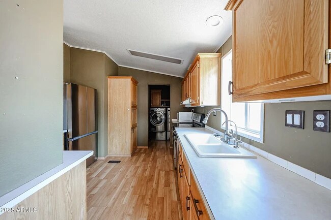 Foto del edificio - 118 W Leann Ln