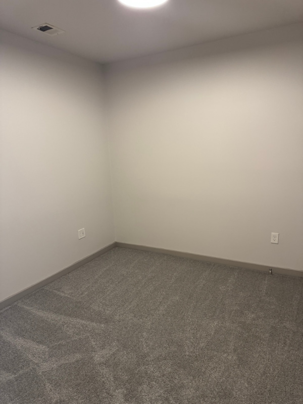 Building Photo - 2317 Huntington Ave