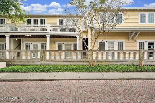 Foto del edificio - 224 S Water St