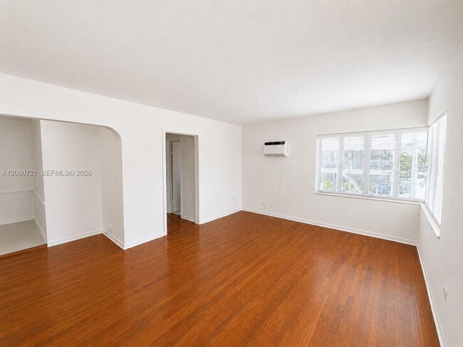 Building Photo - 7407 Byron Ave
