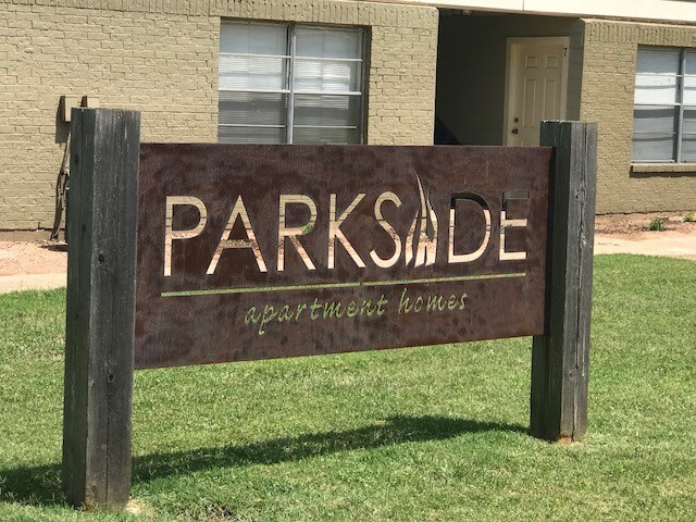 Señal de Marquis - Parkside Apartments