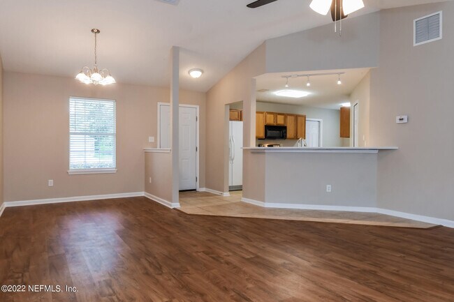 Building Photo - 6239 Old Dixie Dr