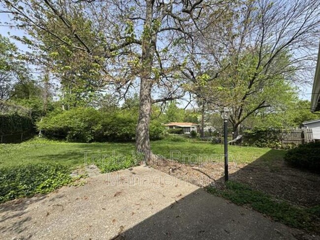 Foto del edificio - 1035 Bluefield Dr