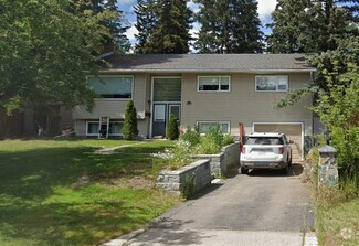 Building Photo - 737 Summit St