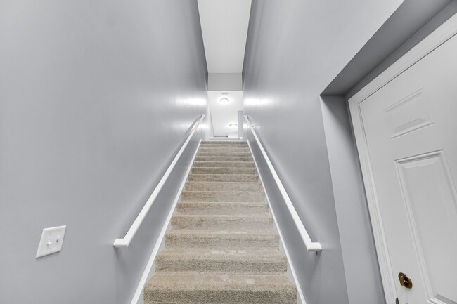 Foto del edificio - 10205 Mulberry Ln