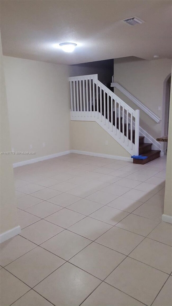 Foto del edificio - 9219 SW 170th Ave