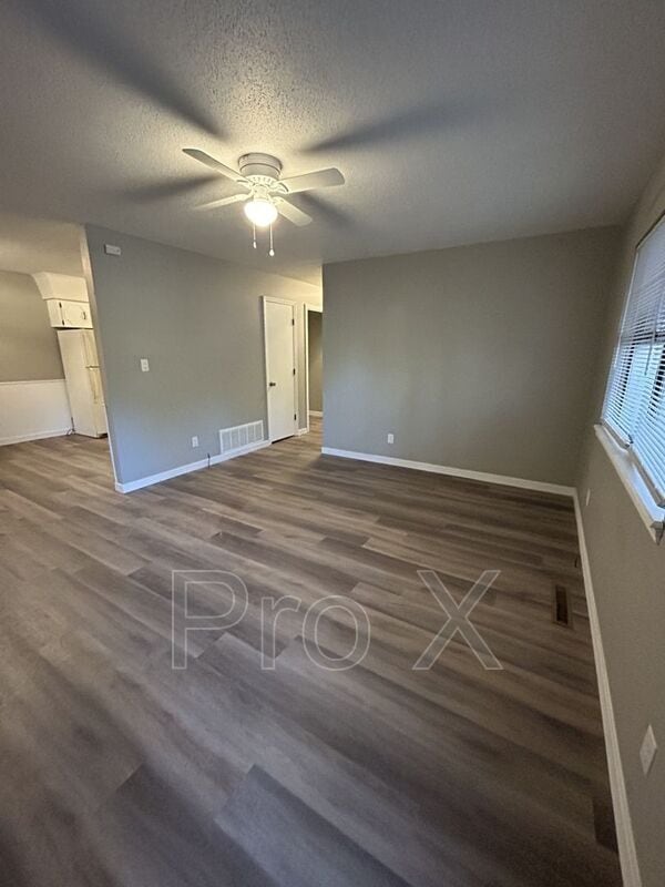 Building Photo - 907 N Rouse St