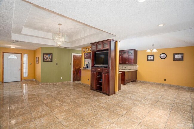 Foto del edificio - 1801 Crown Pointe Blvd