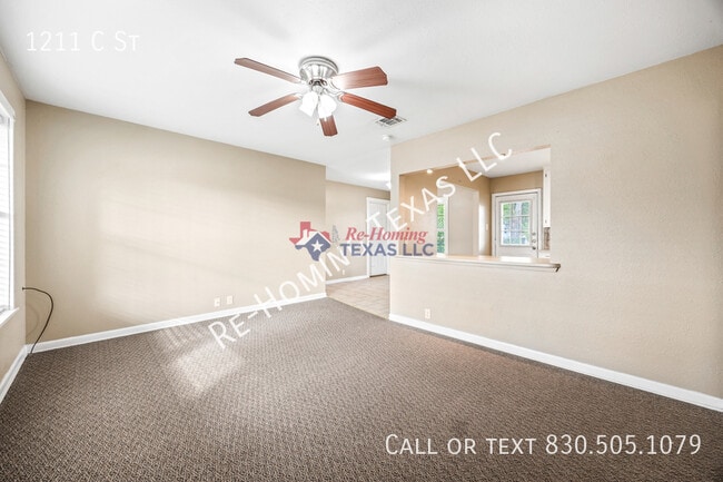 Building Photo - 1211 C St