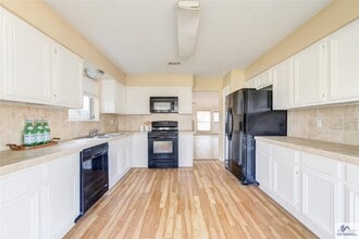 Building Photo - 12530 Laleu Ln