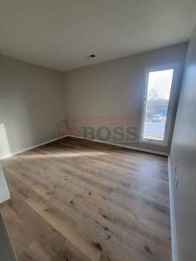 Foto del edificio - 7322 Noble St