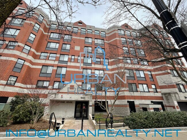 Exterior - 1933 Commonwealth Ave