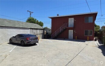 Building Photo - 3638 E 54th St