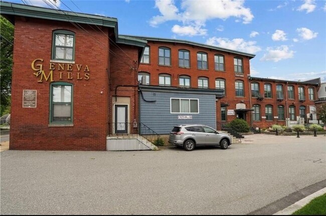 Foto del edificio - 1117 Douglas Ave