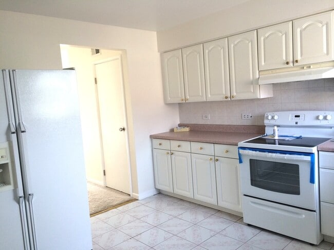 Foto del edificio - 9461 Bay Colony Dr