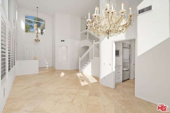 Building Photo - 16656 Cll Jermaine
