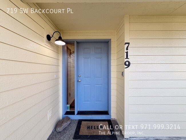 Foto del edificio - 719 SW Backcourt Pl